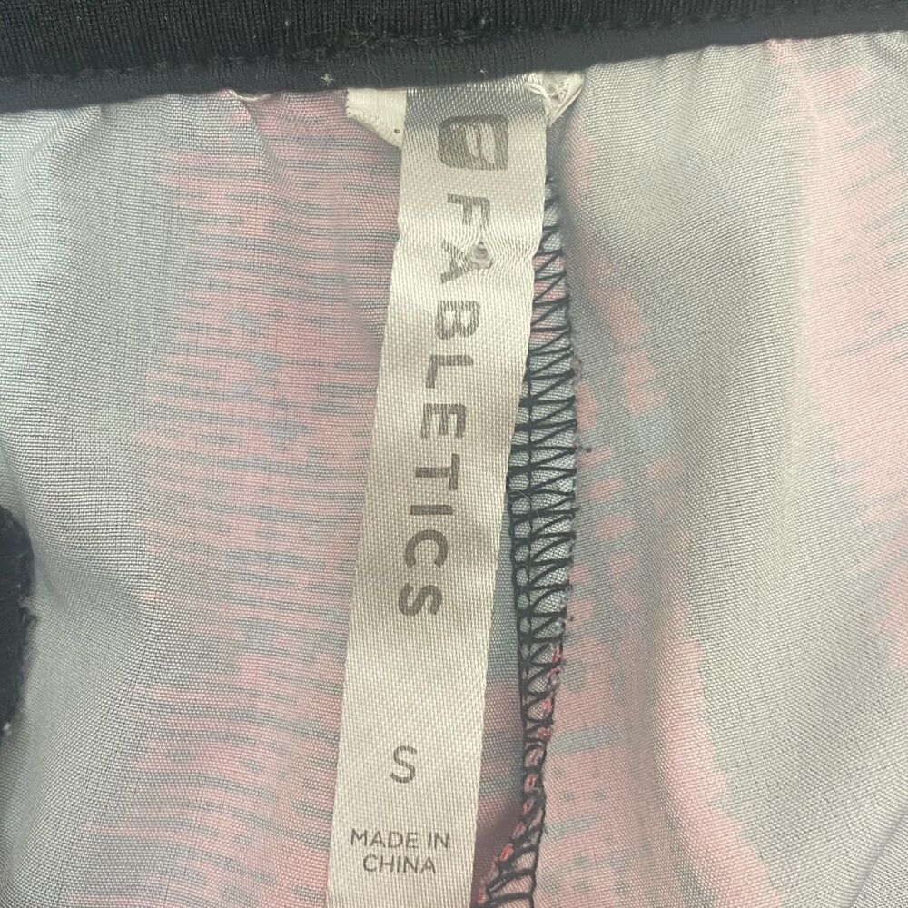 Fabletics Athletic Workout Shorts Women's Size Small Multicolor Performance - Picture 6 of 7